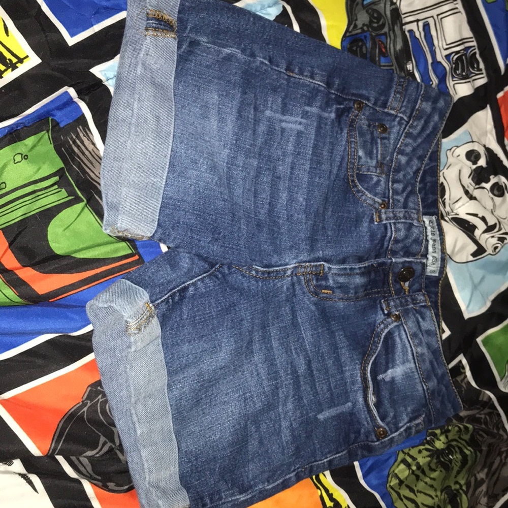 blue shorts